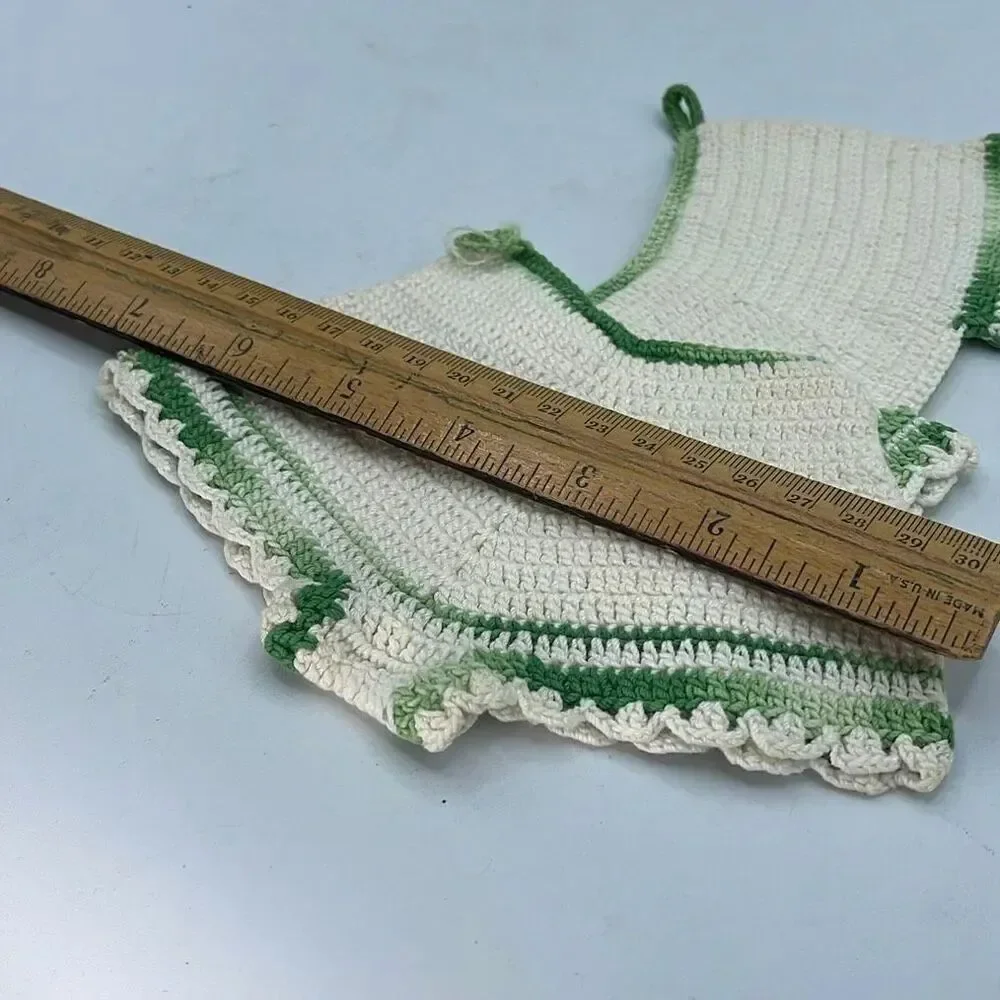 Lot of 2 handmade crocheted pot holders.